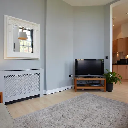 Pass The Keys Smart And Modern Flat With Parking Appartamento *