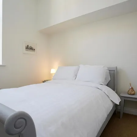 Pass The Keys Smart And Modern Flat With Parking Appartamento *