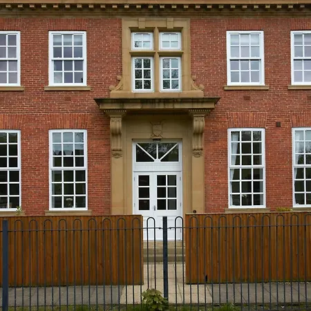 Pass The Keys Smart And Modern Flat With Parking York